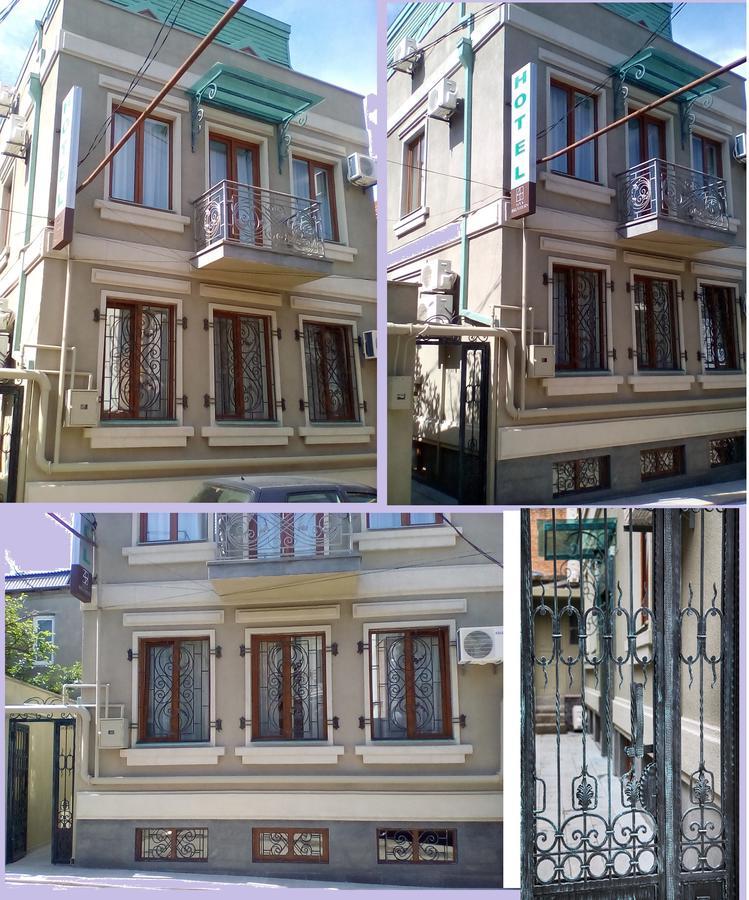 Hotel Four Brothers Тбилиси Екстериор снимка